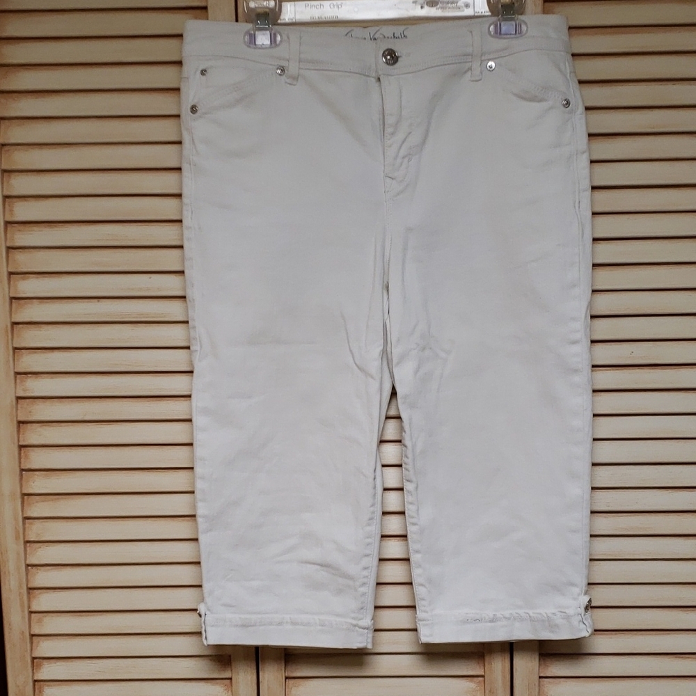 WHITE Cropped Pants